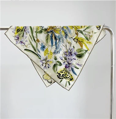 Digital Print Silke Ull Sjal Med Håndrull